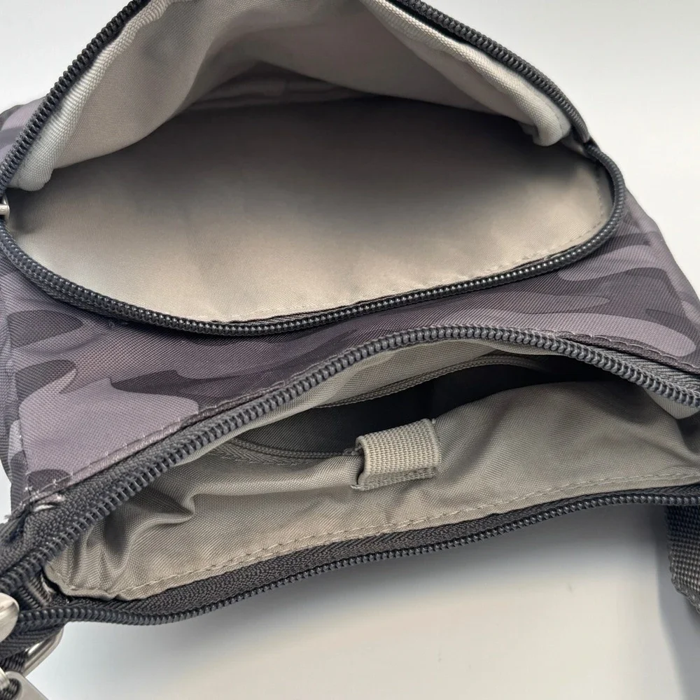 Baggallini Grey Camo Nylon Crossbody Bag‎ Small Multi Pocket Travel Purse